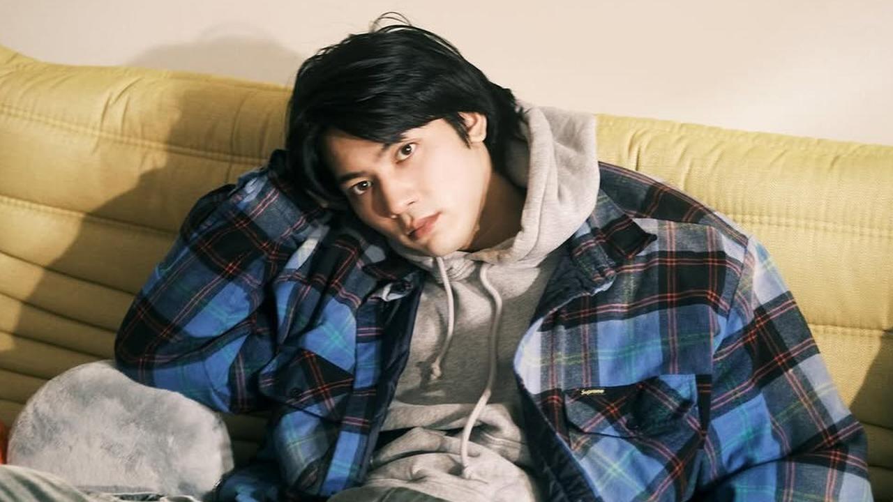 Mizuki Itagaki Aktor Tampan Asal Jepang Ditemukan Meninggal Dunia Usai Dikabarkan Hilang Sejak Januari 2025
