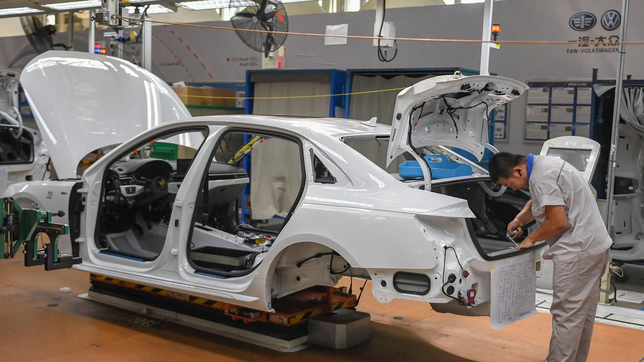 Mengintip Proses Perakitan di Pabrik FAW Group