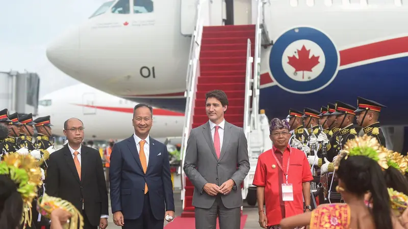 Perdana Menteri Kanada Justin Trudeau tiba di Bali. Foto: Biro Pers Sekretariat Presiden