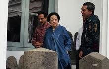 Ekspresi Megawati Berkeliling Museum Nasional Cek Kondisi Benda Sejarah Pascakebakaran