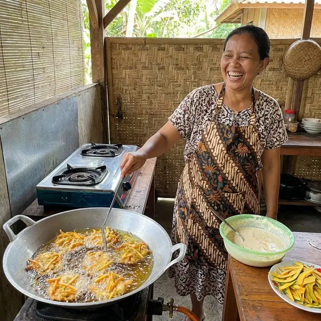 Menggoreng bakwan kulit labu (Gemini AI)