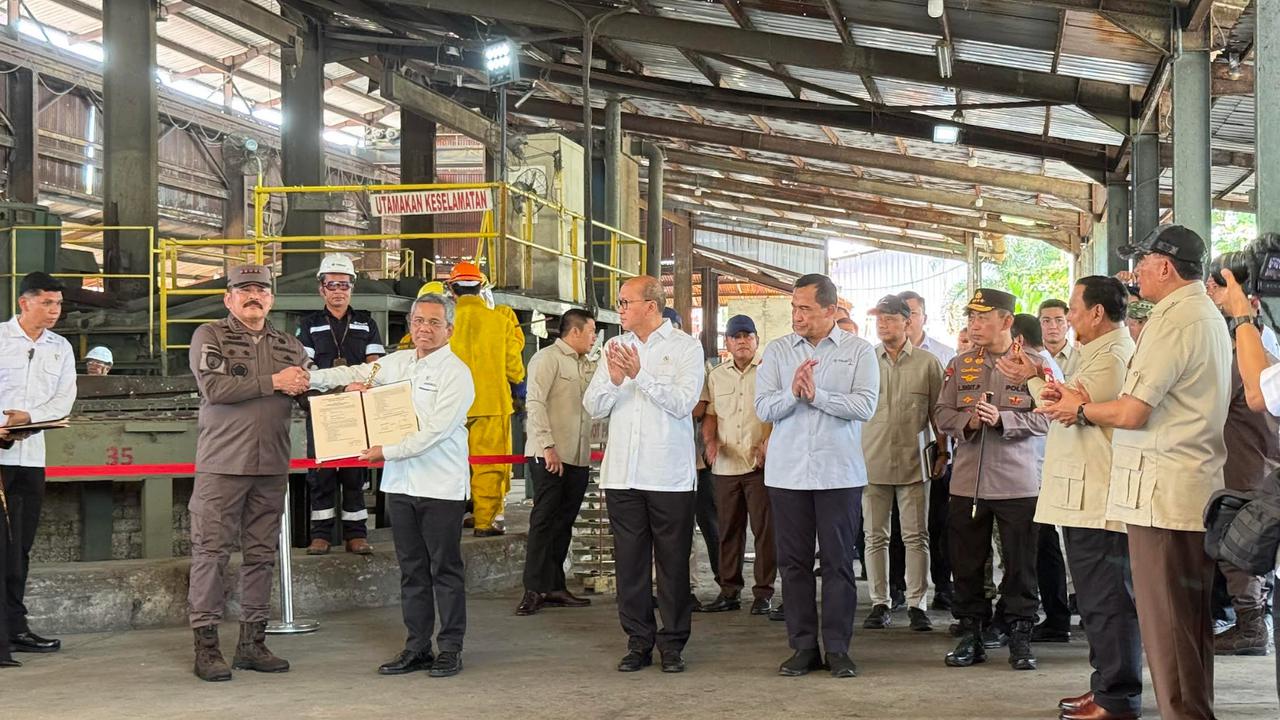 Prabowo Saksikan Penyerahan Smelter Hasil Sitaan Korupsi ke PT Timah Tbk