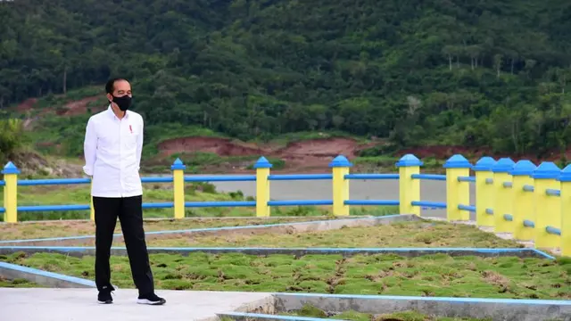Presiden Joko Widodo atau Jokowi meresmikan Bendungan Napun Gete di Kabupaten Sikka, NTT, Selasa (23/2/2021)