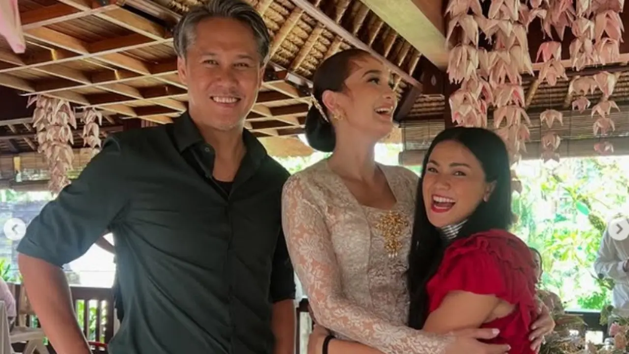 Datang ke Acara Siraman Luna Maya, Nirina Zubir Ungkap Pertama Keluar Rumah dalam 2 Bulan