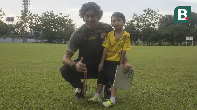 Latihan Stefano Teco Ajak Anak