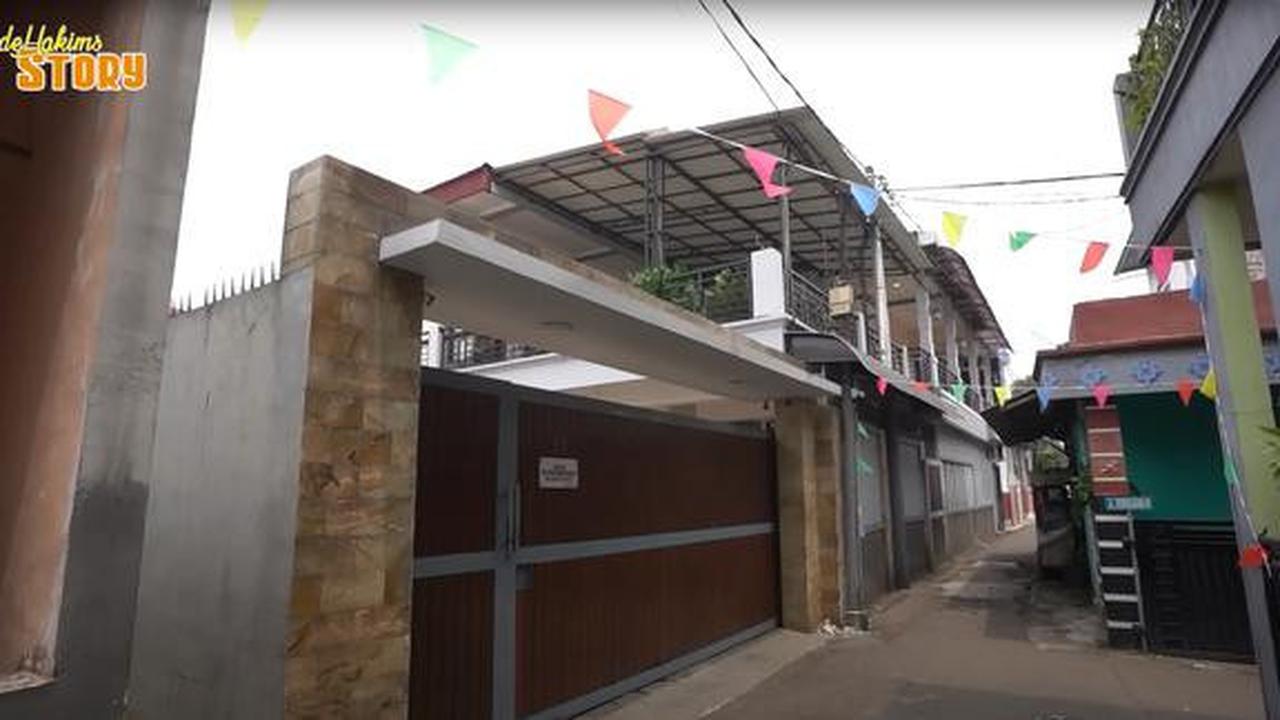 Tinggal di Gang Sempit, Ini 8 Potret Kebun dan Kandang Hewan di Rumah Ayu Ting Ting