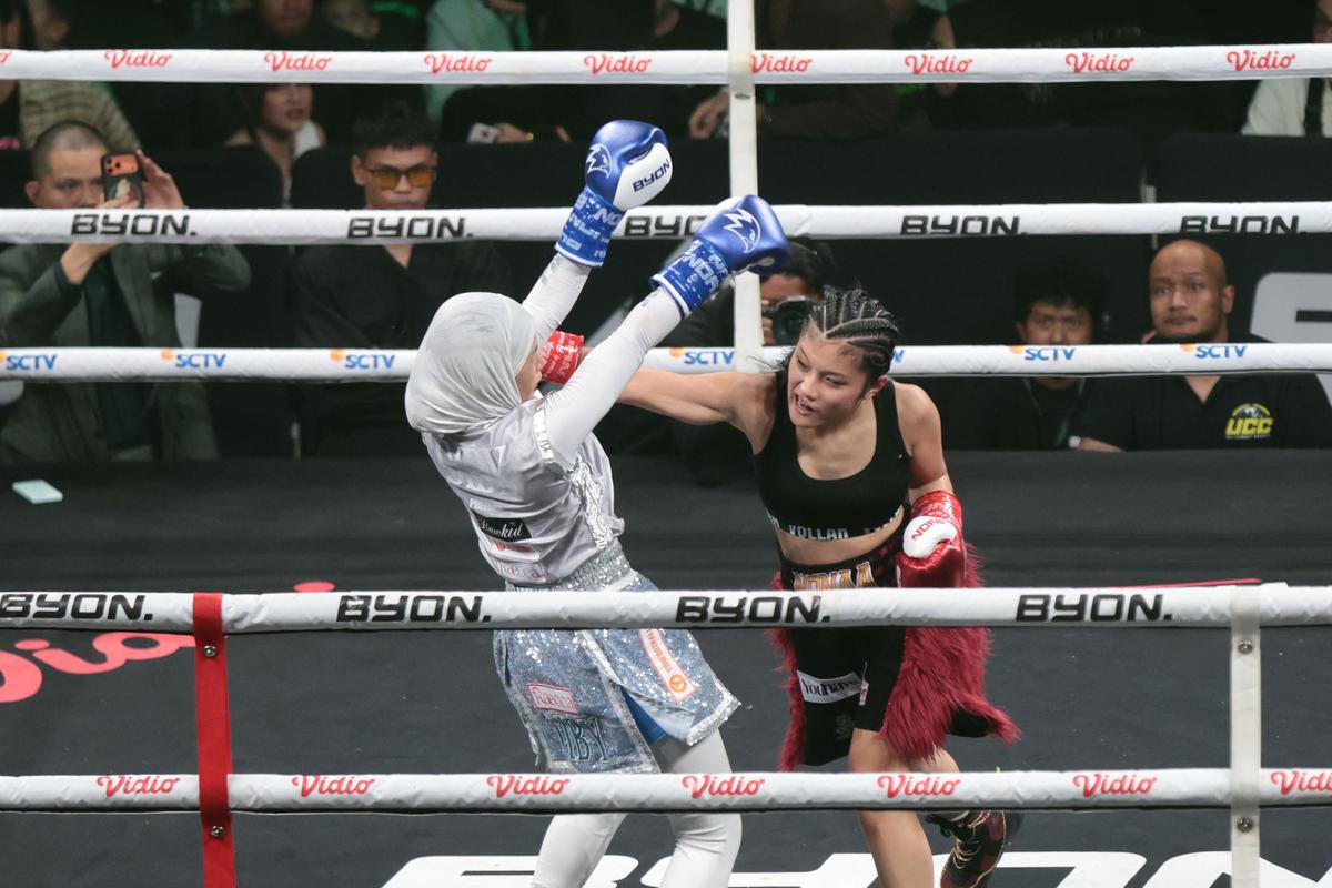 Sengitnya Duel Fighter di Byon Combat Showbiz 8