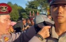 Anaknya jadi Polisi, Begini Momen Jacklyn Choppers Pasangkan Pangkat lalu Cium dan Beri Hormat 'Jadilah Polri Tangguh