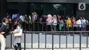 Sejumlah pencari kerja memadati arena Job Fair di kawasan Jakarta, Rabu (27/11/2019). Job Fair tersebut digelar dengan menawarkan lowongan berbagai sektor untuk mengurangi angka pengangguran. (Liputan6.com/Johan Tallo)