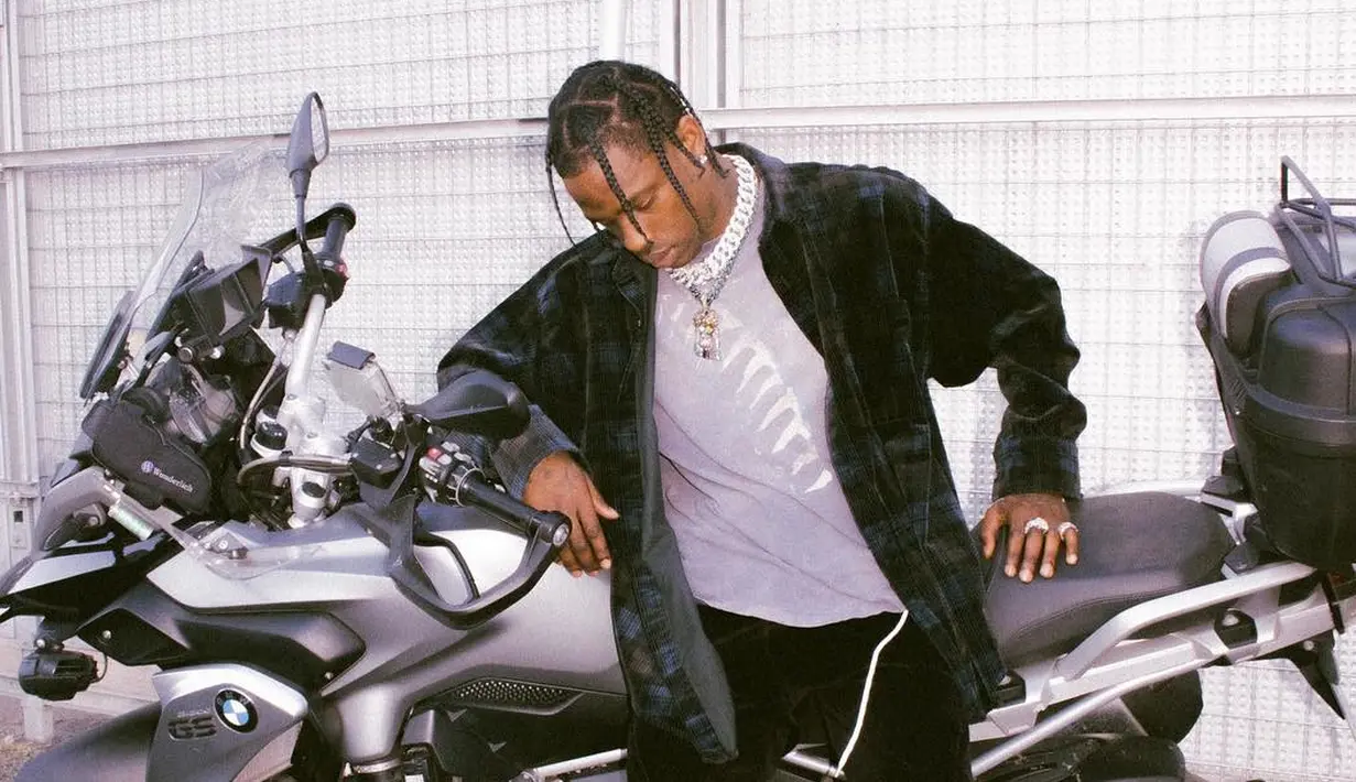 Travis Scott bahkan merasa tak nyaman akan hal itu dan meminta Kylie untuk memblokir nomer telpon Tyga. (instagram/travisscott)