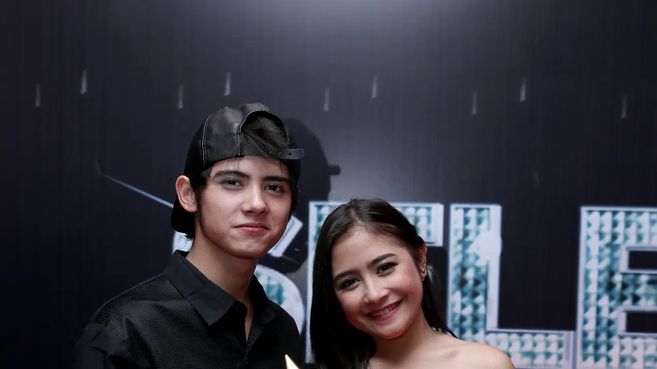 [Bintang] Aliando Syarief dan Prilly Latuconsina