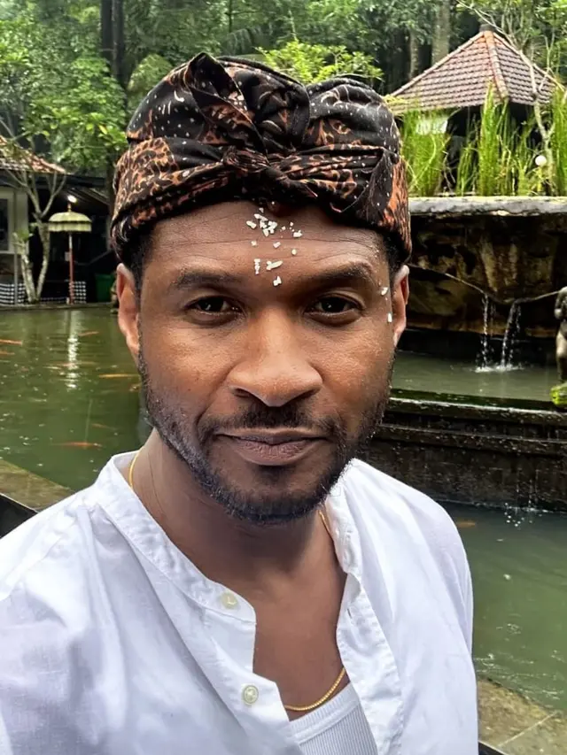 Usher di Bali [Foto: Twitter/wonderfulid]