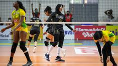 Jakarta Pertamina Fastron tampil sparta saat menaklukkan Gresik Petrokimia Pupuk Indonesia dalam pertandingan terakhir Final Four Proliga Putri 2021-2022. (Bola.com/Bagas Lazuardi)