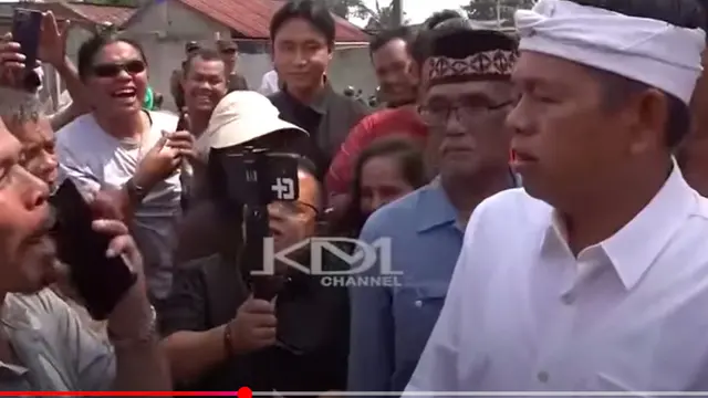 Gubernur Jawa Barat Dedi Mulyadi merespons pernyataan salah seorang warga yang menyapanya dengan sebutan Pak Presiden. (Youtube KDM)