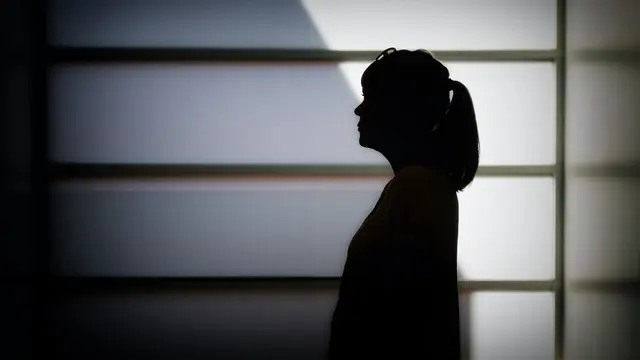 Ilustrasi orang pendiam