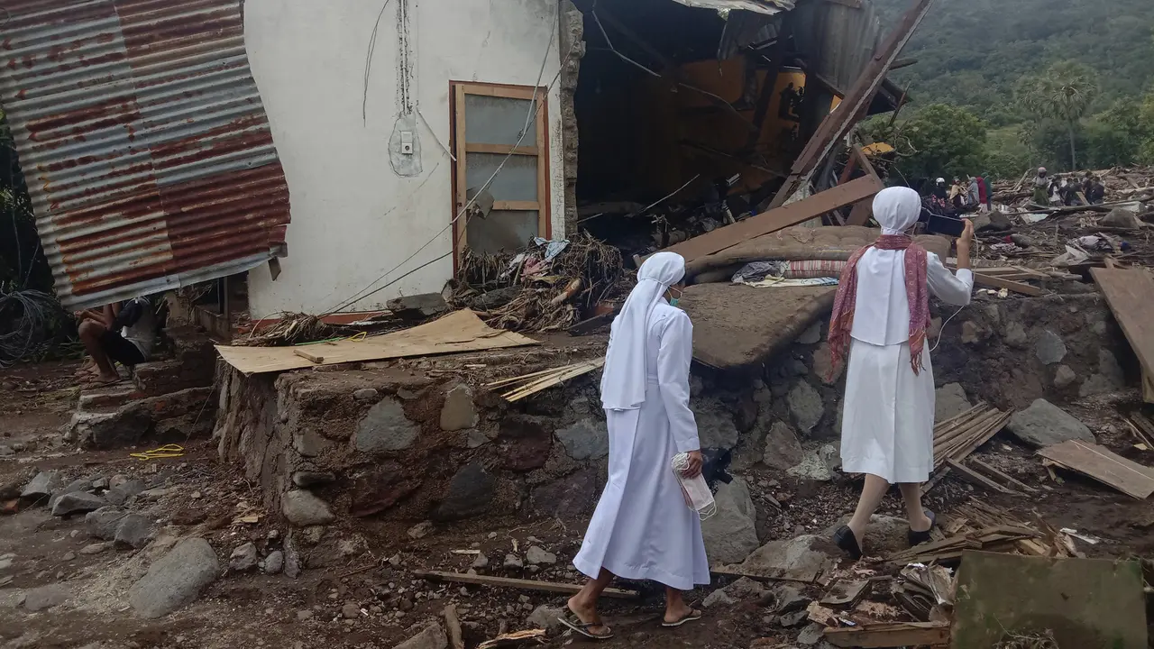 FOTO: Kondisi NTT Usai Diterjang Banjir Bandang