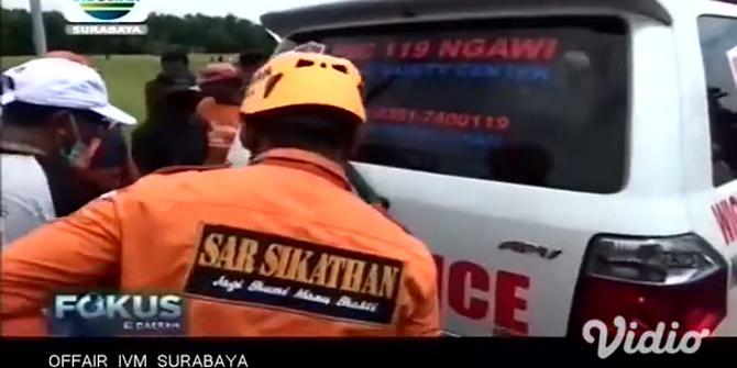 VIDEO: Diduga Hirup Gas Beracun, Pria di Ngawi Tewas Dalam Sumur