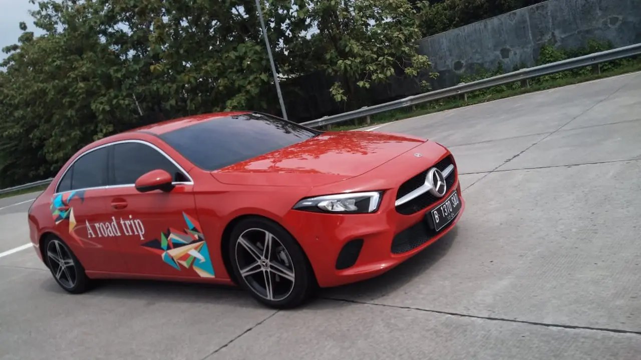 Mercedes-Benz A-Class Sedan