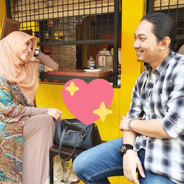 Potret mesra Sulis dan Alfin Febryan
