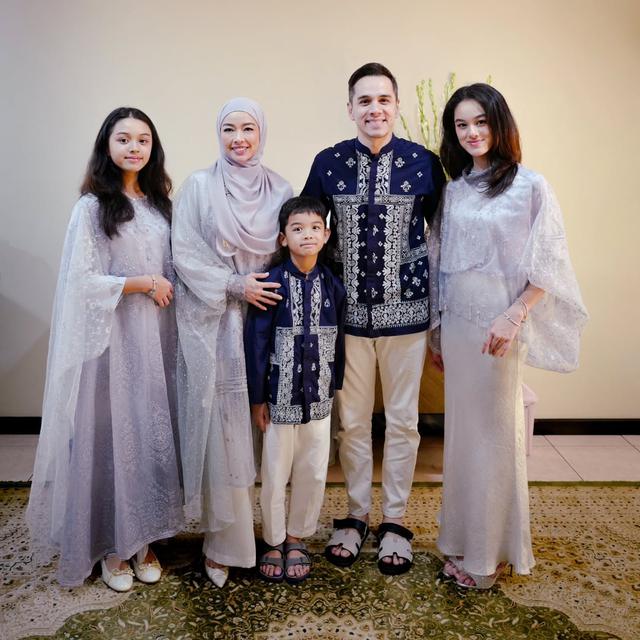 7 Potret Harmonis Rionaldo Stockhorst Bersama Istri, Rumah Tangga Penuh Bahagia (instagram/rio.stokhorst/eischulz).