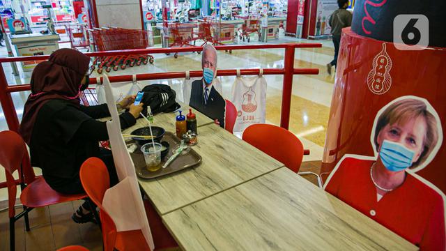 Restoran ini Gunakan Gambar Kepala Negara untuk Terapkan Protokol Kesehatan