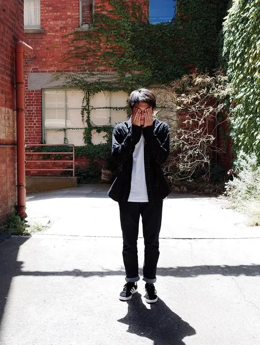 (Instagram/iqbaal.e)