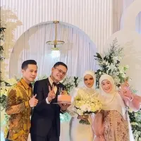 Nadya Mustika Rahayu resmi melepas masa jandanya. Setelah resmi cerai dengan Rizki DA Desember 2021 lalu, perempuan seorang anak itu resmi menikah lagi. Dengan menikah lagi, Nadya kini menjadi adik ipar dari Larissa Chou, istri Ikram Rosadi. [Instagram/larissachou]