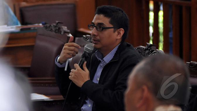 Profil Zainal Arifin Mochtar, Akademisi Antikorupsi yang Diteror Lewat Telepon dan Diancam Ditangkap