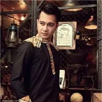 Lirikan mata Eza Gionino yang bikin banyak orang terpesona (via Instagram/Eza Gionino) 