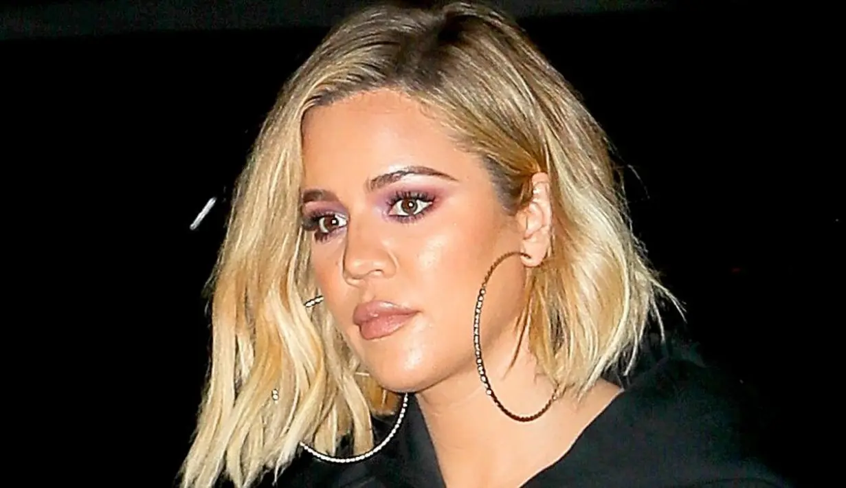Ternyata komentar Kim Kardashian sendiri membuat Khloe sangat marah. (ic-vn)