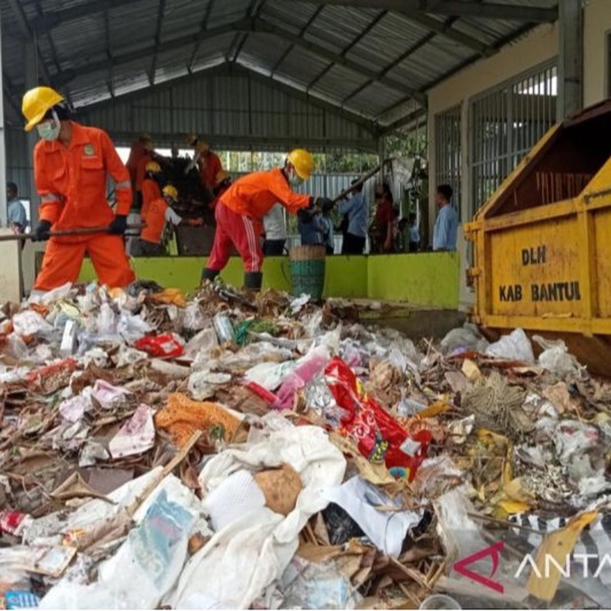 Tahukah Anda? Biopori Tak Hanya Olah Sampah Tapi Juga Cegah Banjir, Bupati Bantul Ajak Warga Mampu Buat di Rumah