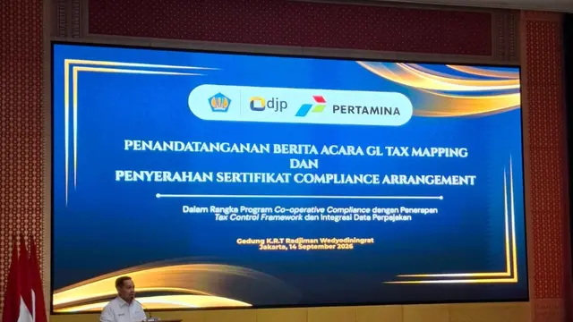 Penandatanganan Berita Acara General Ledger Tax Mapping dan Penyerahan Sertifikat Kepatuhan dalam rangka Uji Coba Program Cooperative Compliance dengan penerapan Tax Control Framework (TCF) serta integrasi data perpajakan. (Dok DJP)