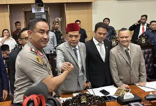 Komjen Pol Suyudi Ario Seto saat uji kelayakan dan kepatutan calon Kapolri di Komisi III DPR, Kamis (1/10/2026).