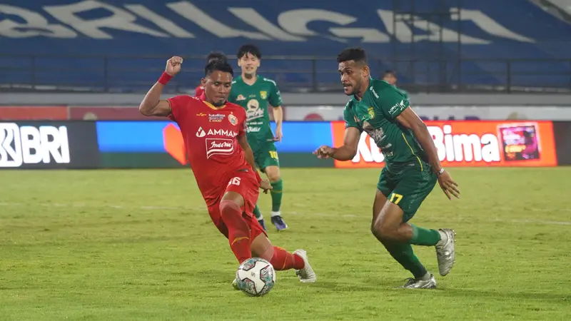 Foto: Makan Konate Jadi Mimpi Buruk Sang Mantan, Persebaya Gagal Taklukan Persija di BRI Liga 1