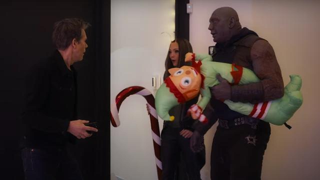 Kevin Bacon dalam trailer The Guardians of the Galaxy Holiday Special