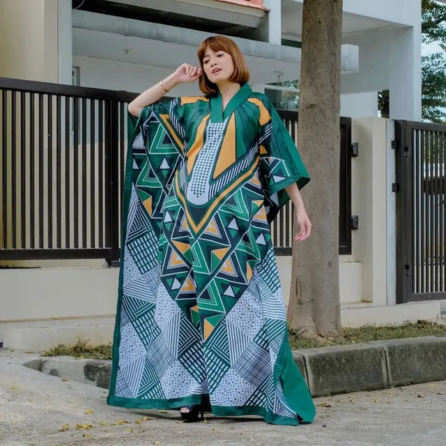 Gaya Chika Jessica Saat Kenakan Kaftan, Bisa Jadi Inspirasi. (Sumber: Instagram/chikajessica88)