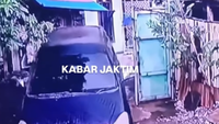 Viral Mobil Tabrak Anak-Anak Lagi Main di Parkiran Jatinegara