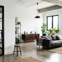 Pilihan Warna Pintu untuk Rumah dengan Dinding Putih (AI Generated)