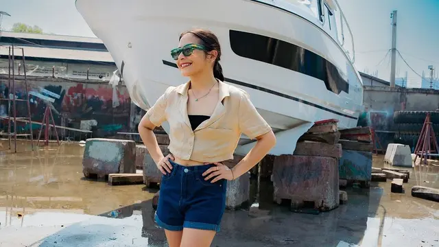 Prilly Latuconsina Keli Kapal