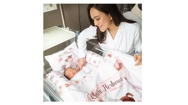 6 Potret Claire Herbowo, Anak Shandy Aulia yang Menggemaskan