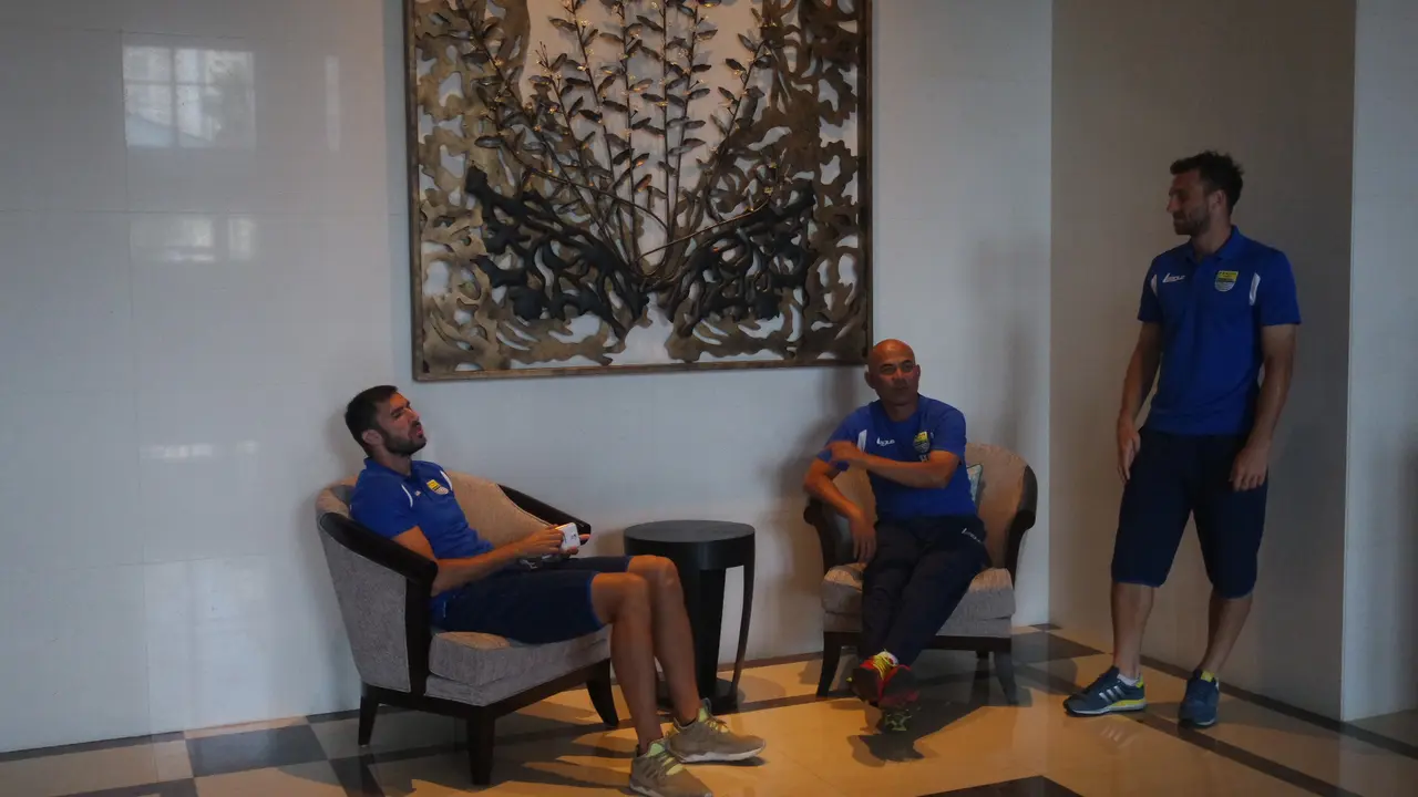 Vlado dan Spazo Santai