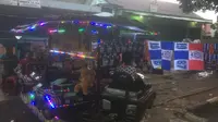 Bapak Nonton Arema, Ibu Ngemal dan Anak Main Komidi Putar