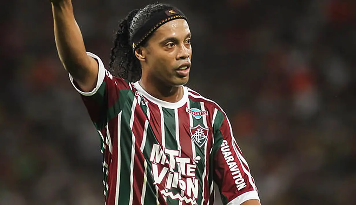 Di Mexico, Ronaldinho juga tidak berkembang sehingga pada pertengahan 2015 dirinya kembali ke Brasil dan bergabung dengan Fluminense (Istimewa)