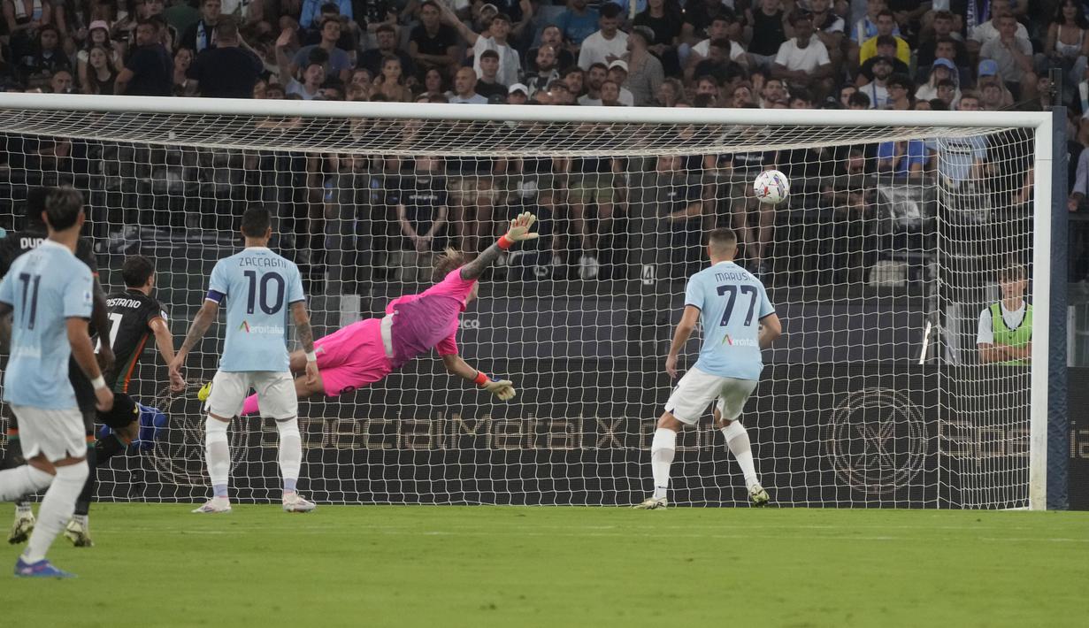 <p>Venezia sempat unggul lebih dulu lewat gol Magnus Andersen (3&rsquo;). (AP Photo/Gregorio Borgia)</p>