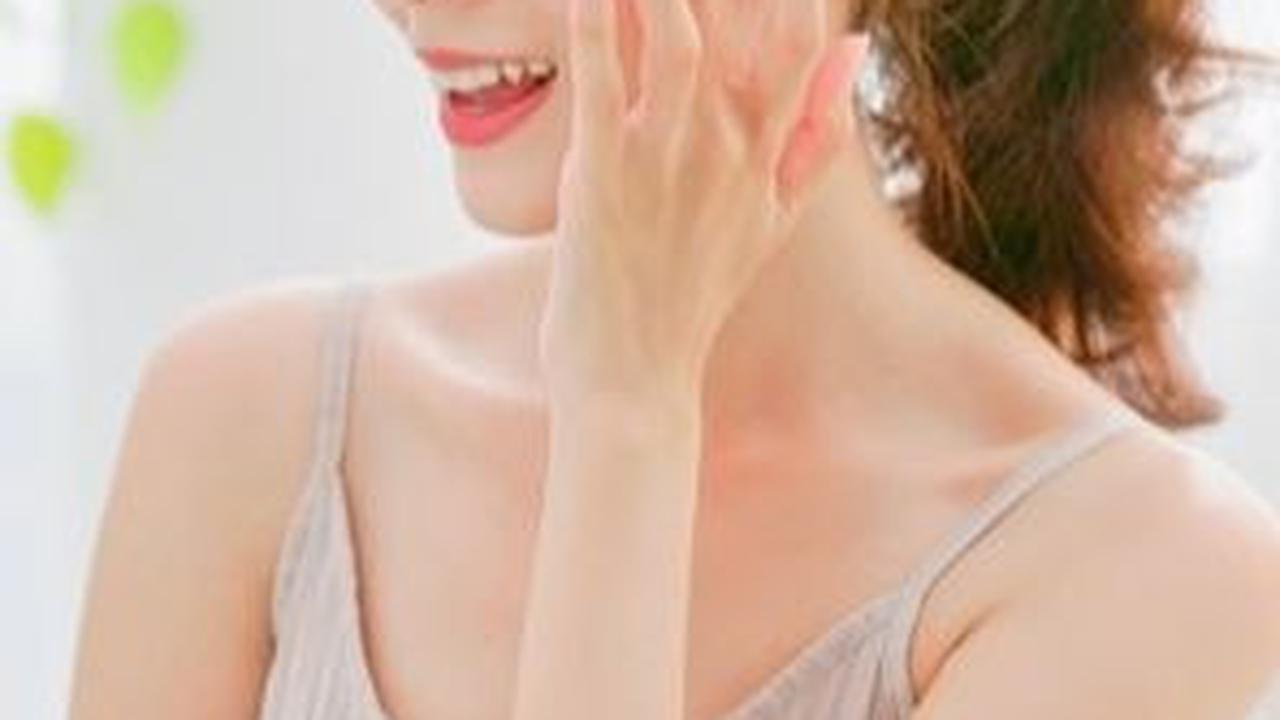 5. Some By Mi Truecica Mineral Calming Tone-up Suncream<br>