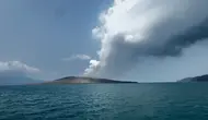 SAR Perluas Pencarian 5 Jurnalis Hilang hingga Tepi Anak Krakatau