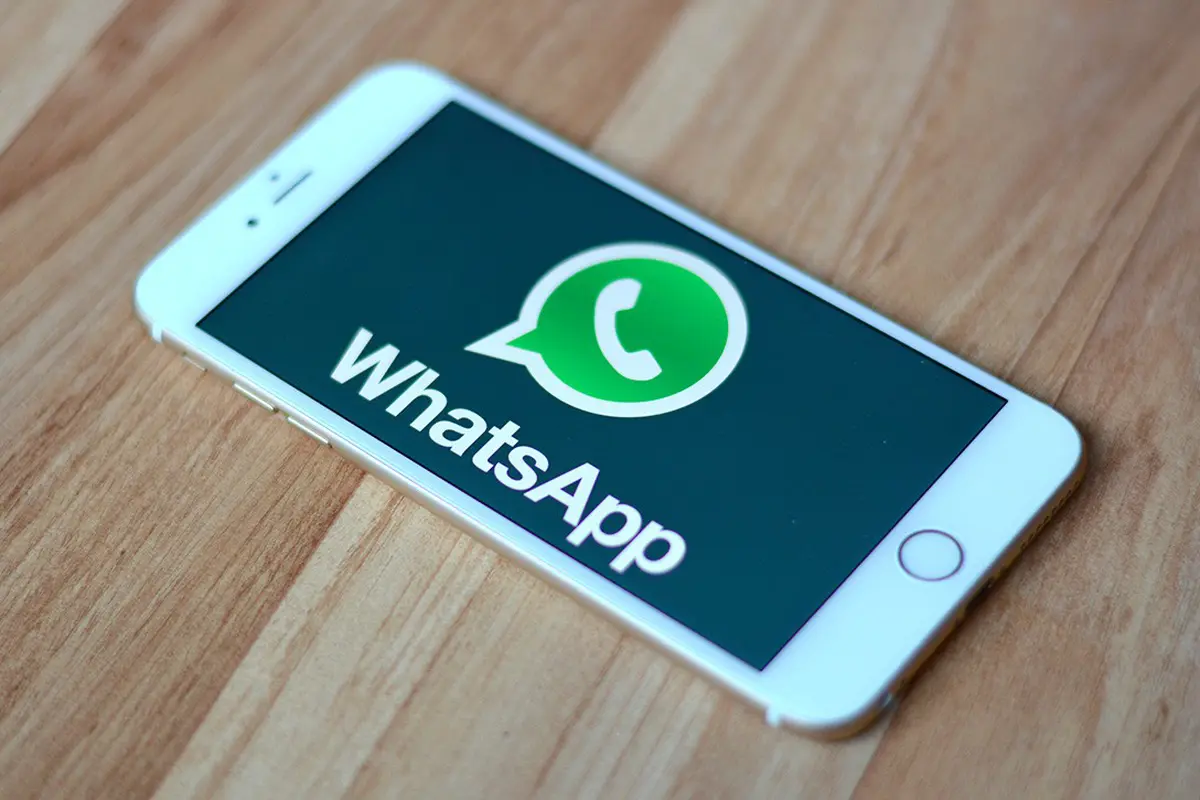 Bagikan Data Pengguna, WhatsApp Kini Tak Lagi Aman?