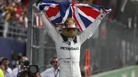 Lewis Hamilton hanya finis di posisi kesembilan dalam balapan Formula 1 (F1) GP Meksiko di Autodromo Hermanos Rodriguez, Senin (30/10/2017) dini hari WIB. Hasil itu membawa pembalap Mercedes ini meraih gelar juara dunia F1 2017.(AP Photo/Eduardo Verdugo)