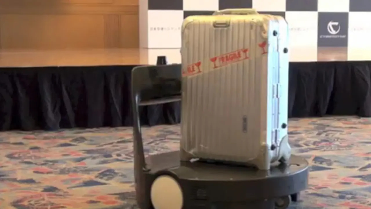 Bandara Tokyo Gunakan 11 Robot Untuk Kebersihan dan Bagasi