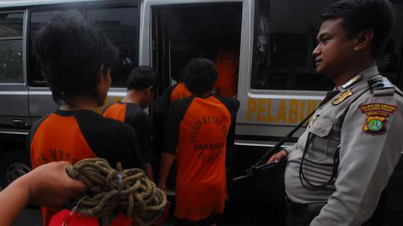 Polda Metro Jaya umumkan hasil Operasi Sikat Jaya 2012